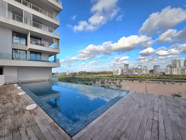 Flat for rent in Casablanca Finance City. Area 120 m². Parking spaces and terrace