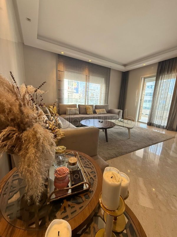 Bel appartement à louer – bd Anfa