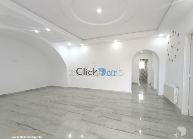 Apartment for rent in Hammamet. 7 rooms. Ample storage space