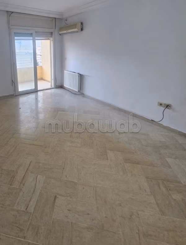 À louer un appartement s2 à cité el wahat