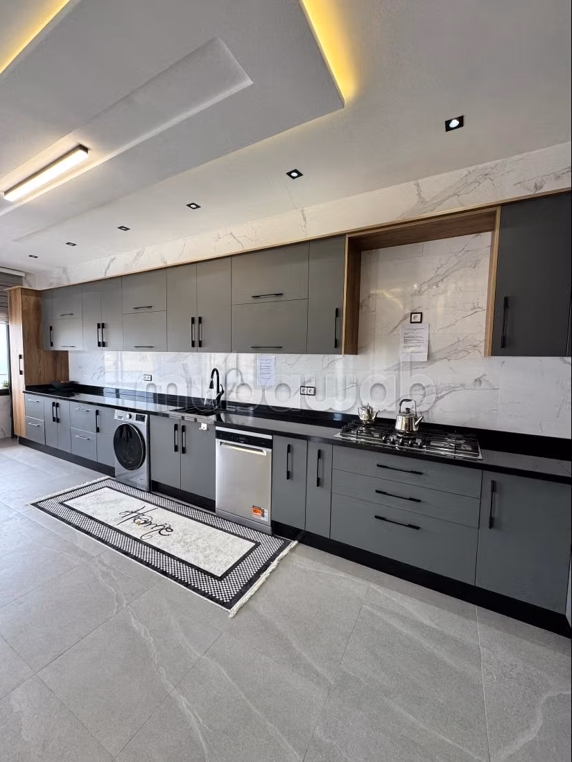 Dringend: Luxe villa te koop in Diki 695m2