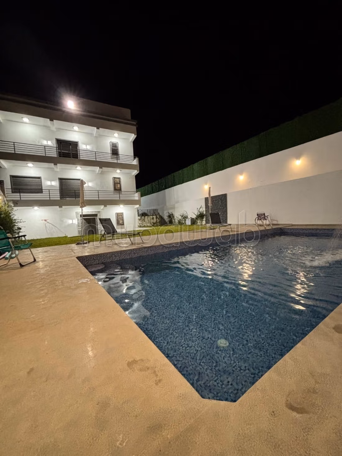 Dringend: Luxe villa te koop in Diki 695m2