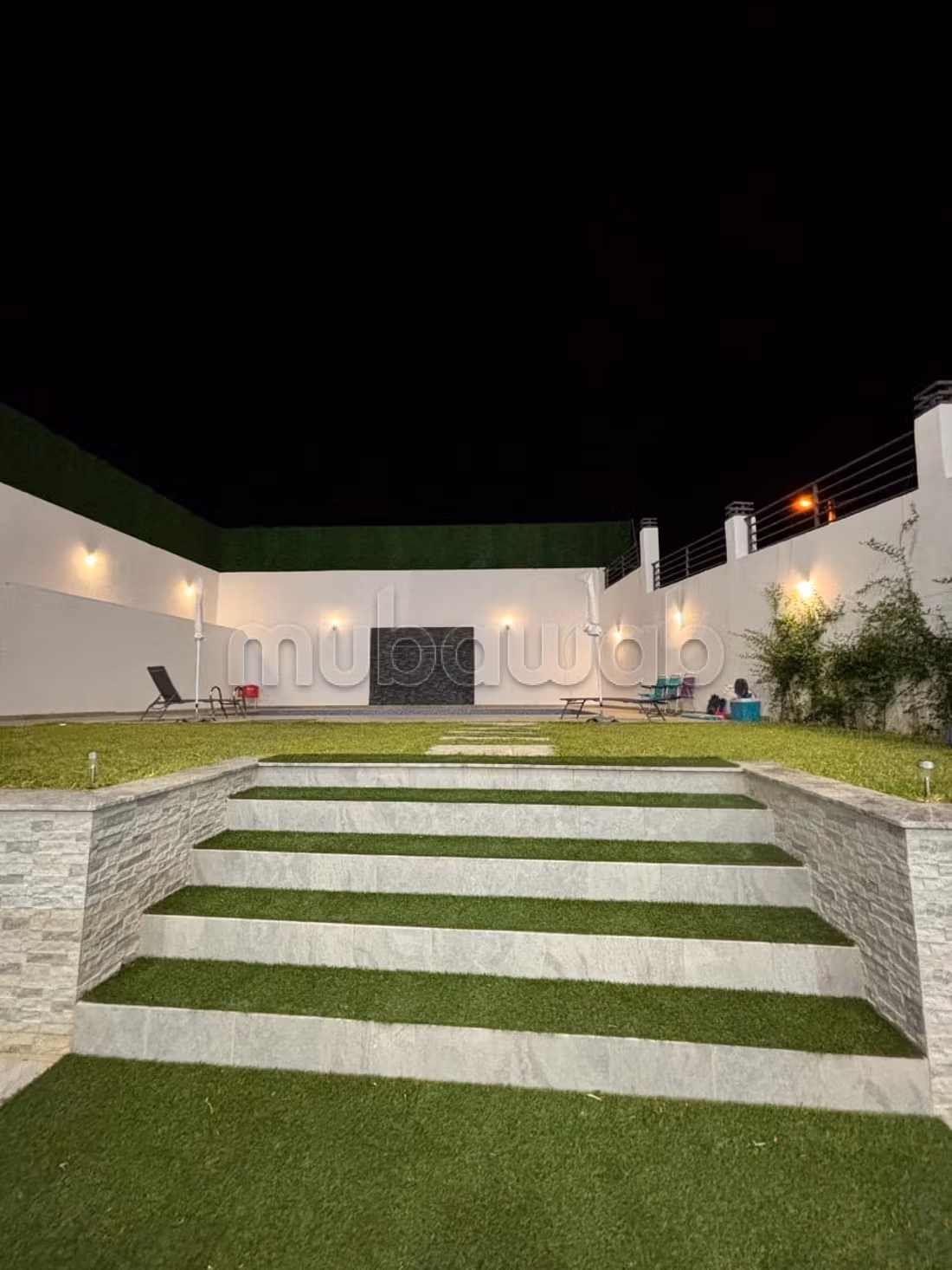 Dringend: Luxe villa te koop in Diki 695m2