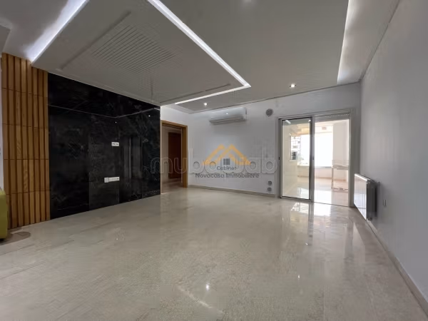 للايجار شقة S2 جديدة في سوسة كورنيش