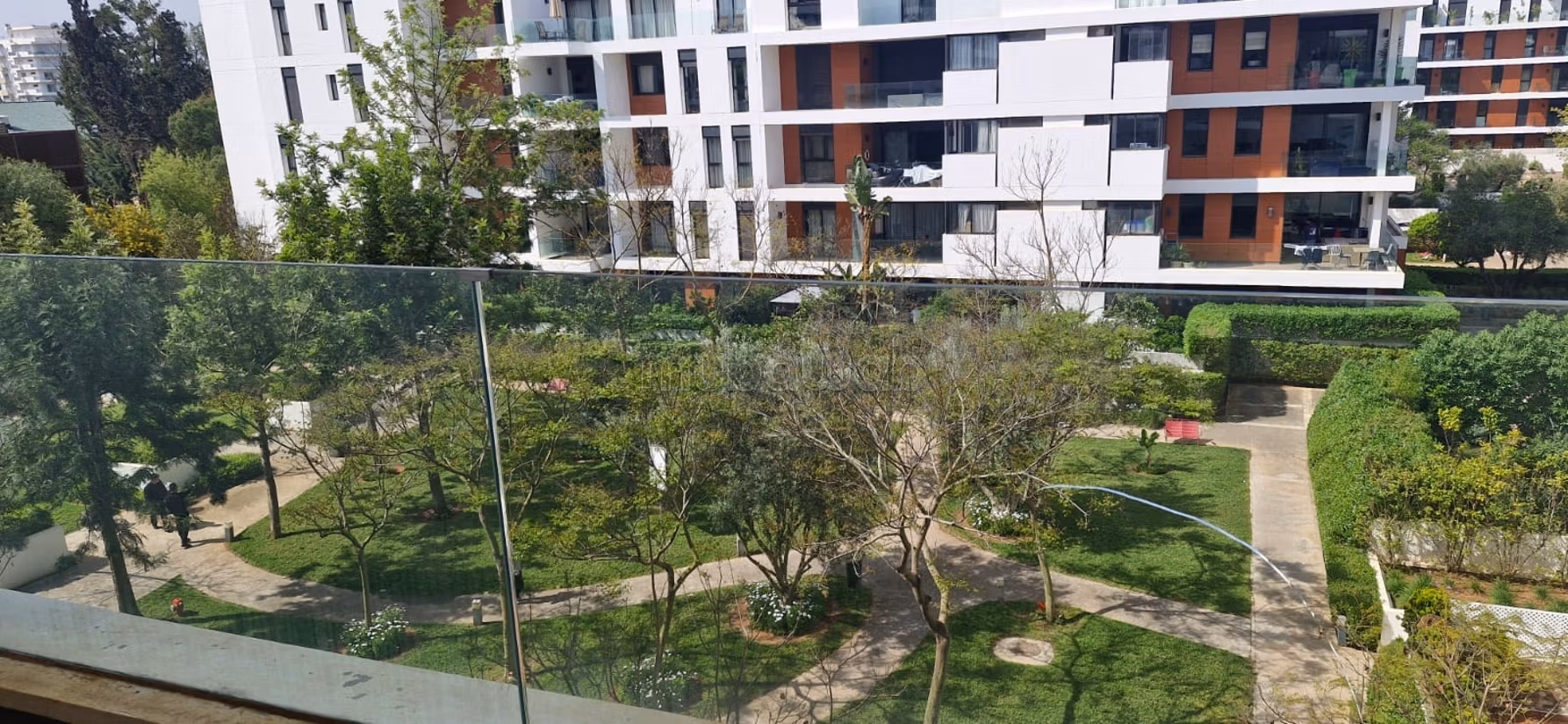 Appartement a louer a souissi