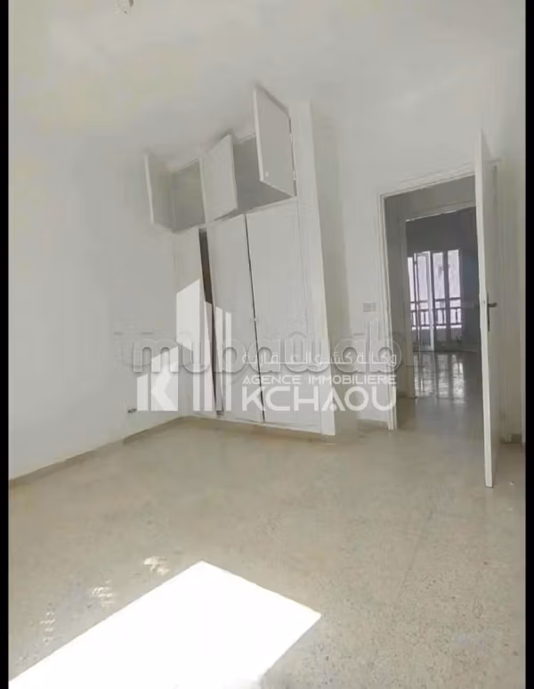 A louer appartement s4 a riadh el andalous