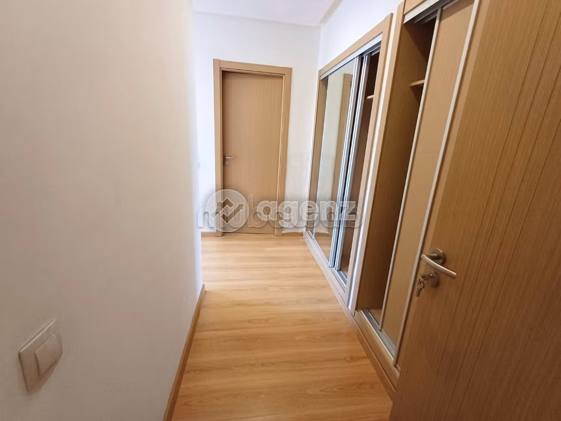 Appartement 188 m² f Victoria — 13