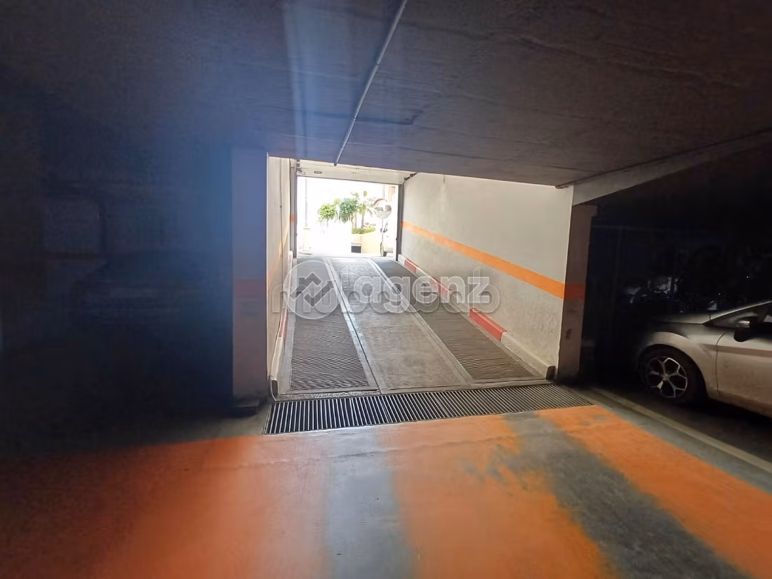 Appartement 188 m² f Victoria — 9