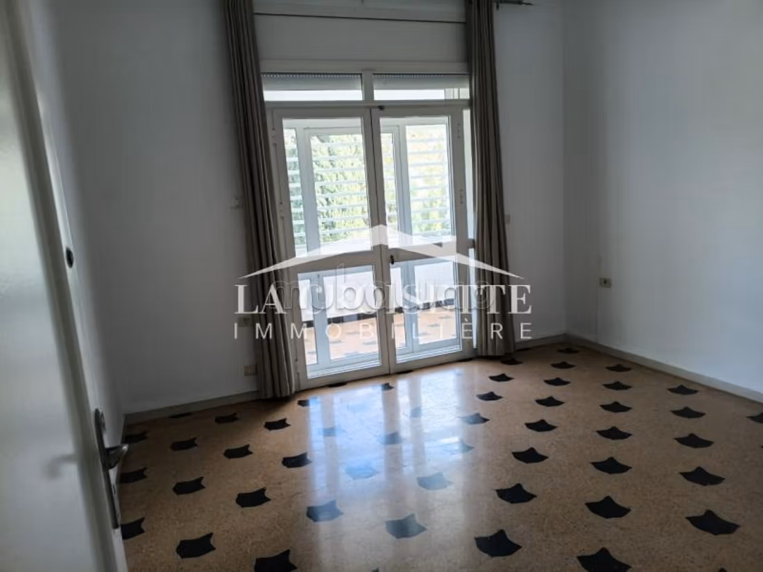 Villa s4 avec jardin à Carthage