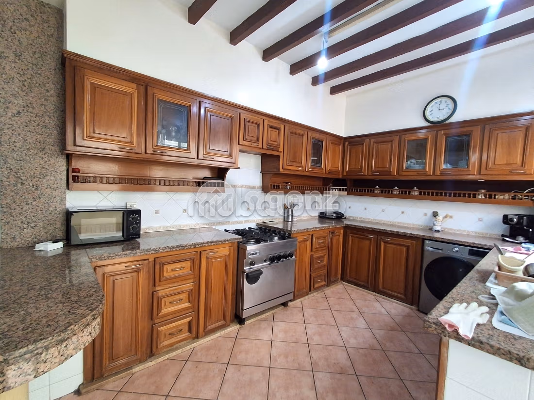 Appartement à vendre 240 m², 3 chambres Triangle d'Or Casablanca — 4