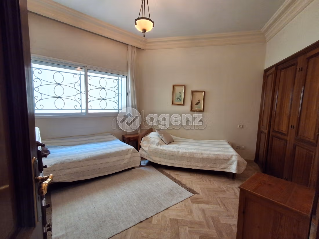 Appartement à vendre 240 m², 3 chambres Triangle d'Or Casablanca — 3