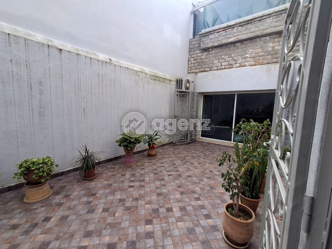 Appartement à vendre 240 m², 3 chambres Triangle d'Or Casablanca — 5
