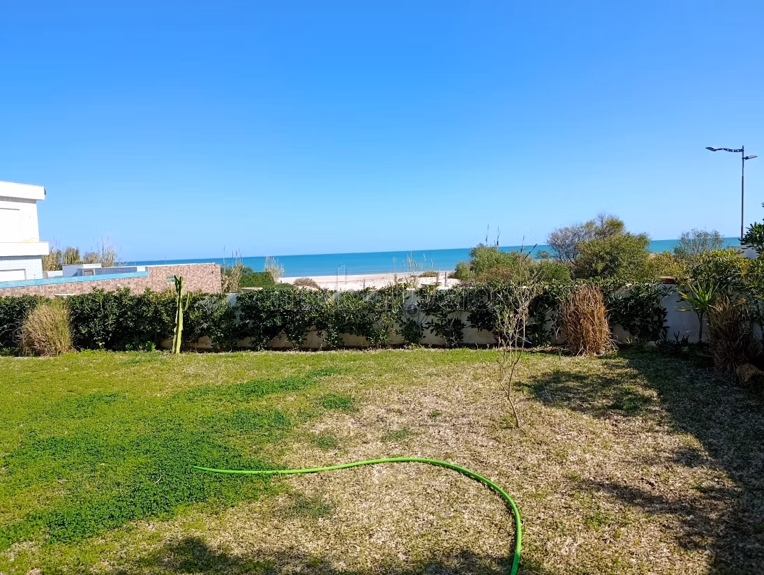 A Vendre Villa Vue Mer à El Haouaria