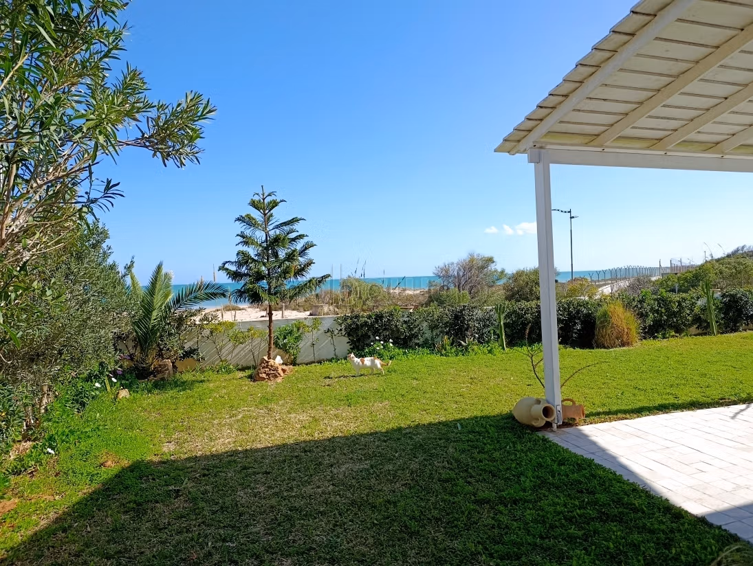 A Vendre Villa Vue Mer à El Haouaria