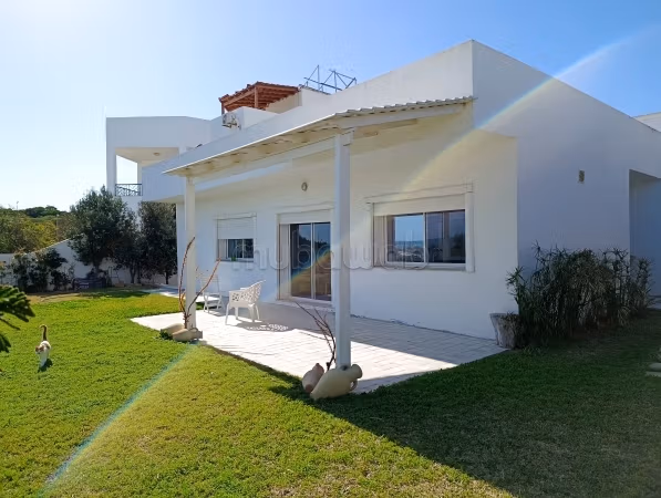 A Vendre Villa Vue Mer à El Haouaria