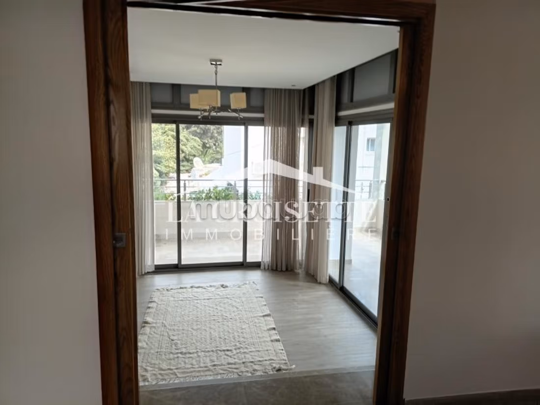 Villa arredata S5 con piscina a La Marsa