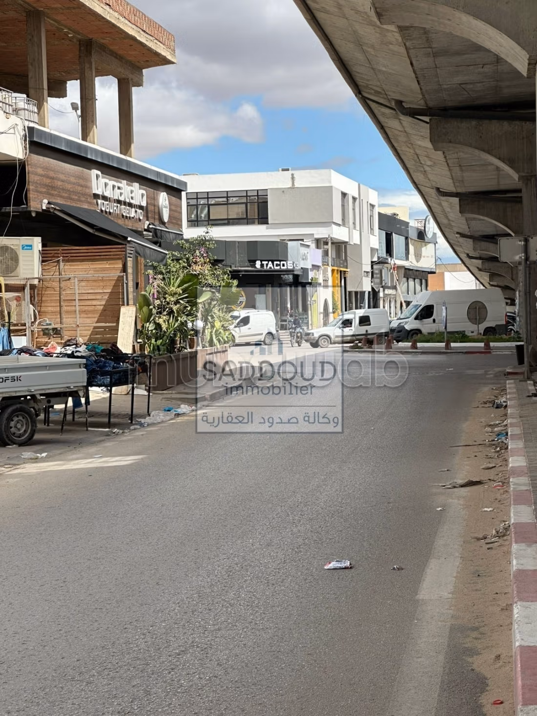 Commercial space 445m², Caeid Mohamed