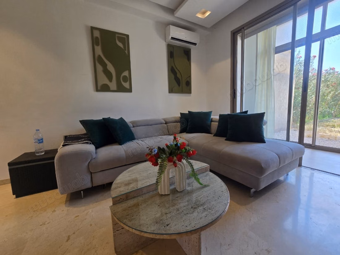 Appartementen om te huren in Route de Tahanaout. Totale oppervlakte 133 m². Volledig gemeubileerd