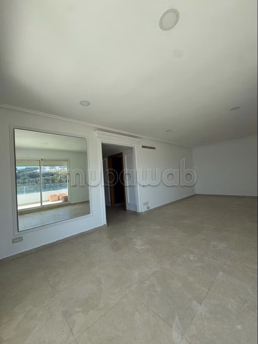 Luxueux appartement à louer vue mére — 5