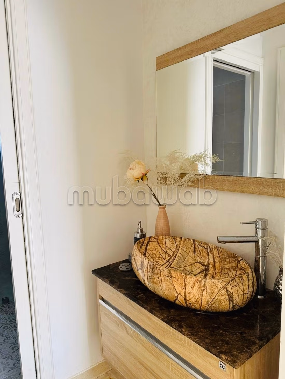 Location saisonnière villa de luxe à Hammamet Nord. 4 belles chambres. Vue sur les montagnes, chauffage central