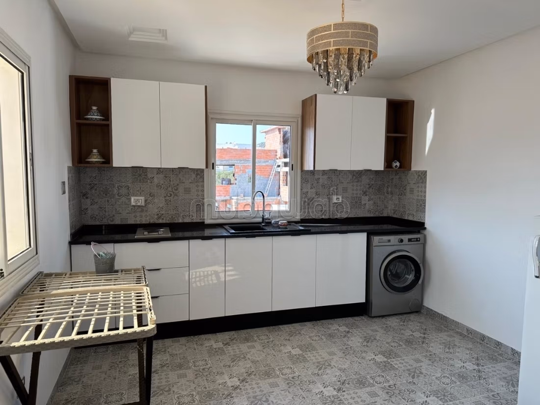 Location saisonnière villa de luxe à Hammamet Nord. 4 belles chambres. Vue sur les montagnes, chauffage central