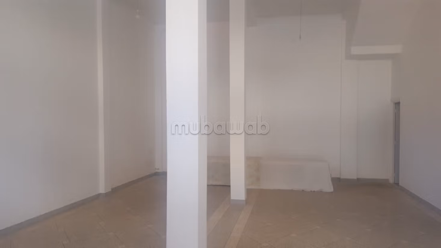 Garage te huur 84m. Gewoon depot