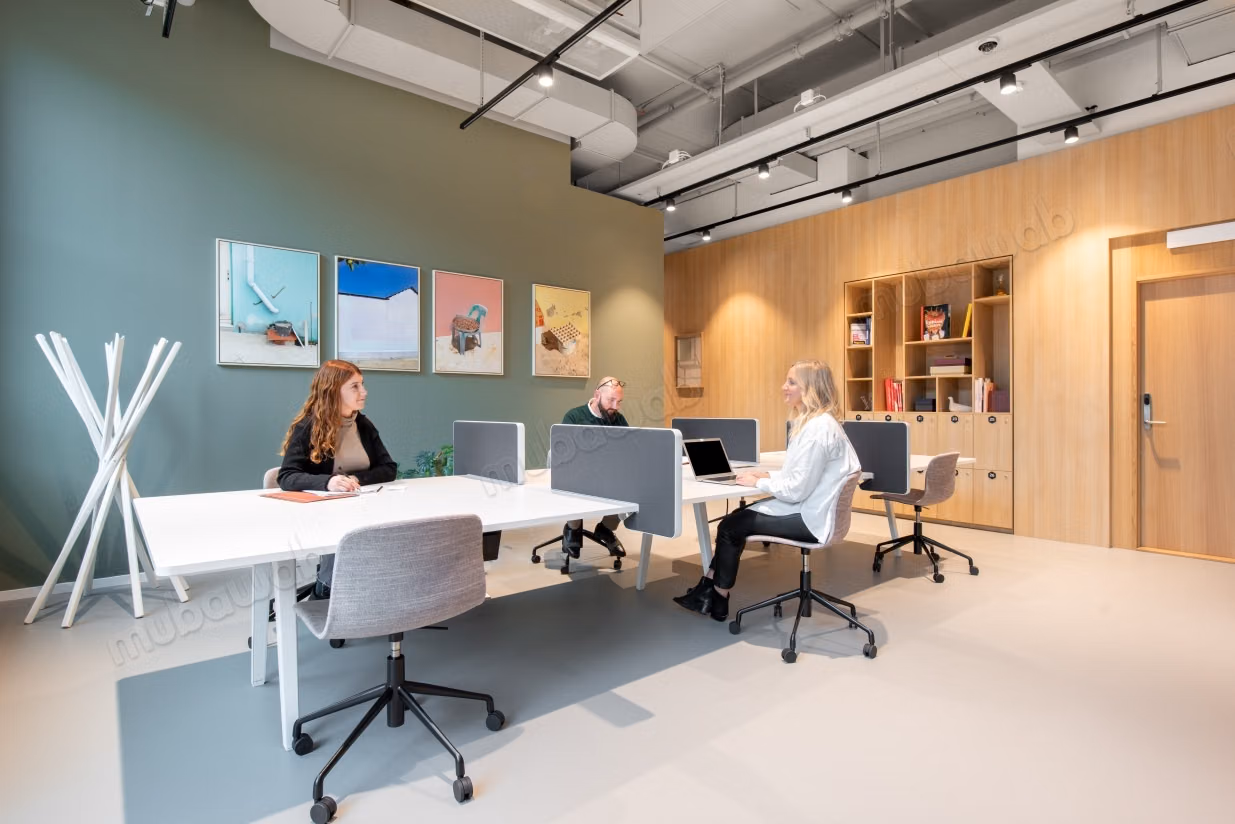 Ufficio in affitto a Ville Verte. Superficie di 5 m². Servizio di concierge e condizionatore
