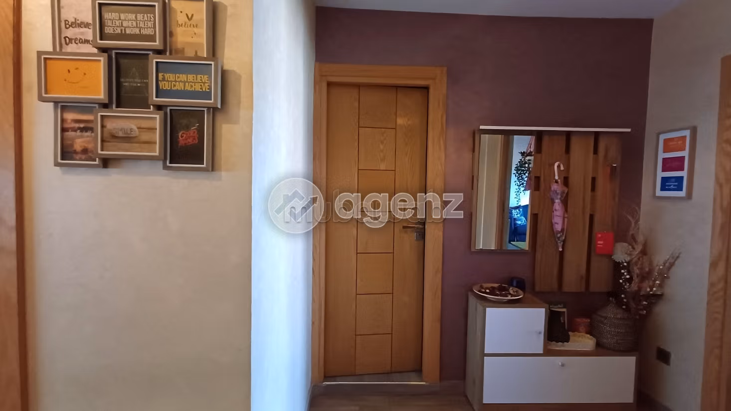 Appartement à vendre 99 m², 2 chambres Zone Industrielle Oukacha Casablanca