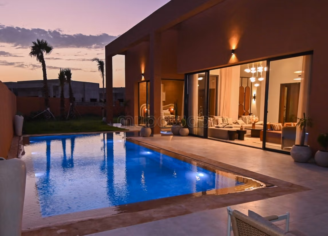 Exceptional architect-designed villa with pool & wellness area & cinema
