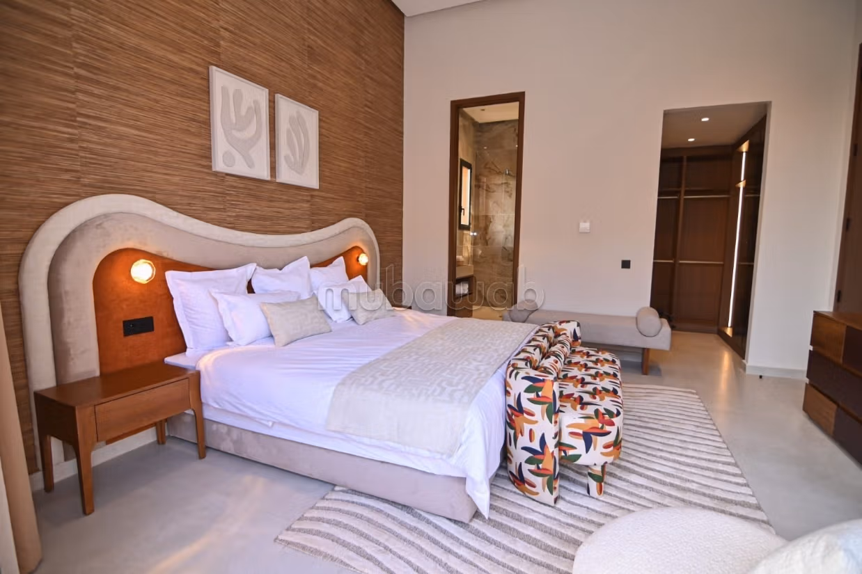Exceptional architect-designed villa with pool & wellness area & cinema