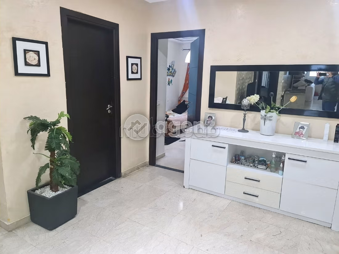 Appartement à vendre 134 m², 3 chambres Les Hôpitaux Casablanca — 2