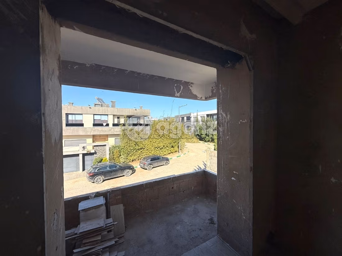 Villa à vendre 350 m², 4 chambres Bouskoura Bouskoura