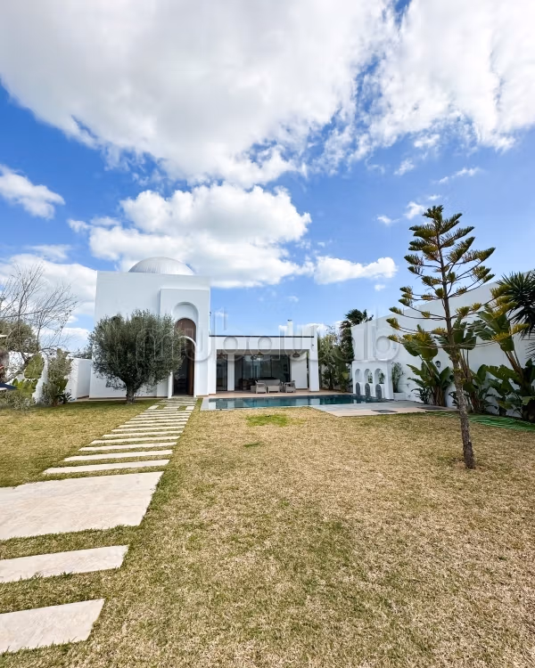 À VENDRE – Villa de rêve à Sidi Hamed Hammamet