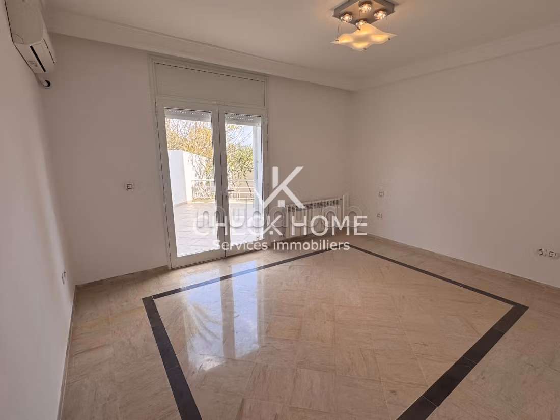 A vendre un duplex s4 à Mrezga Hammamet