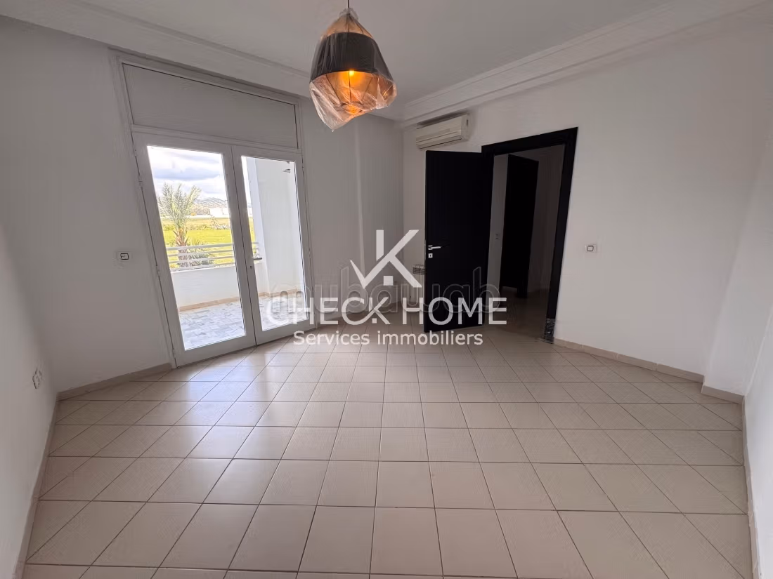 A vendre un duplex s4 à Mrezga Hammamet