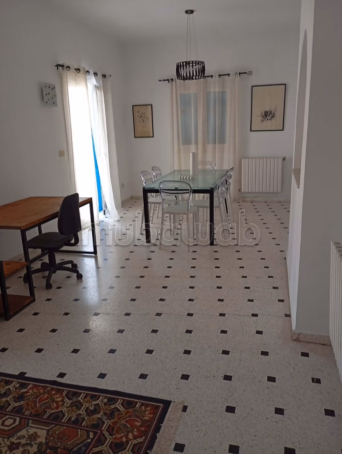 À louer – Etage de villa meublé à Carthage Amilcar