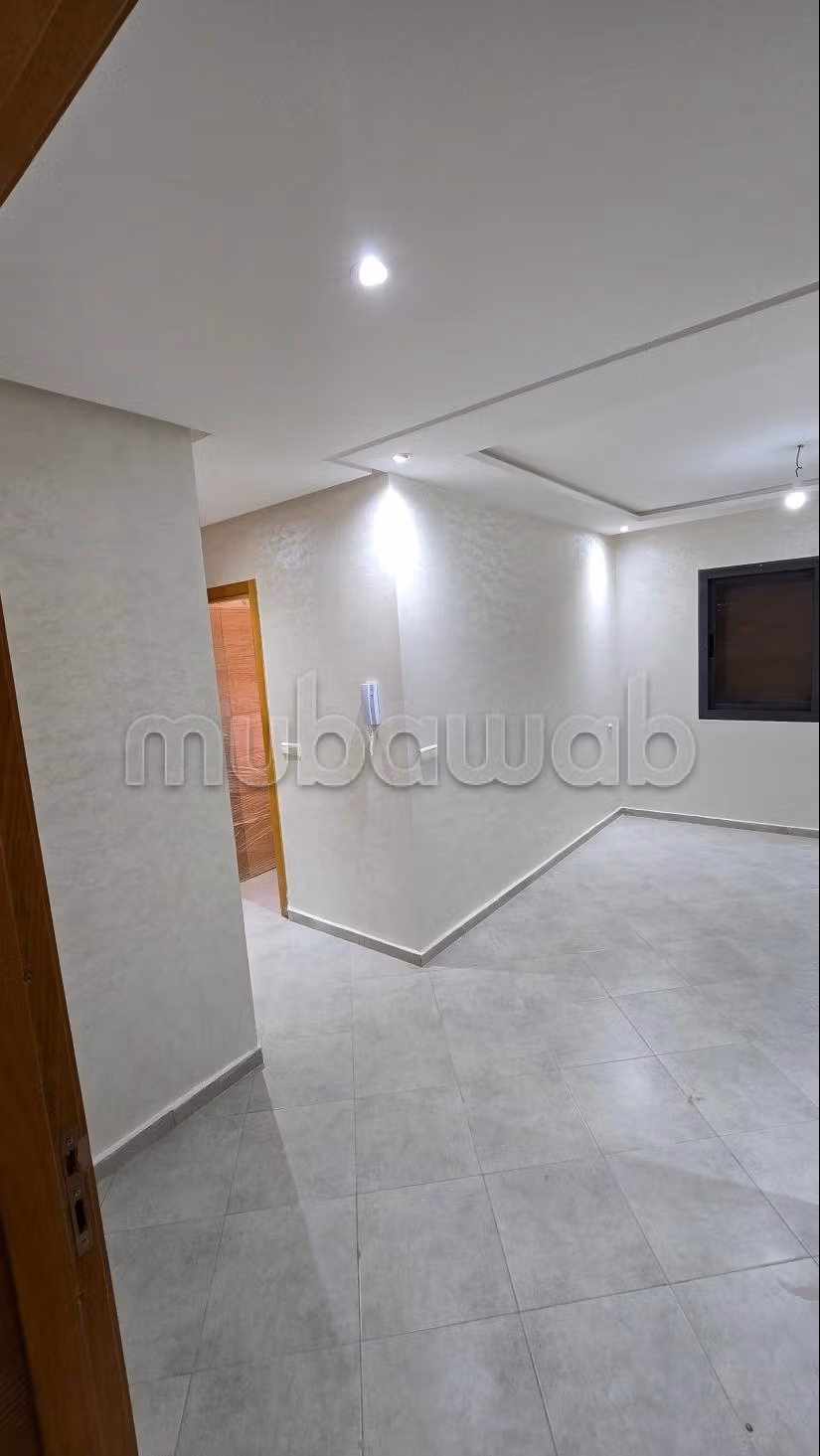 Apartment for sale. 2 comfortable rooms. Exceptional mountain view, Robust door