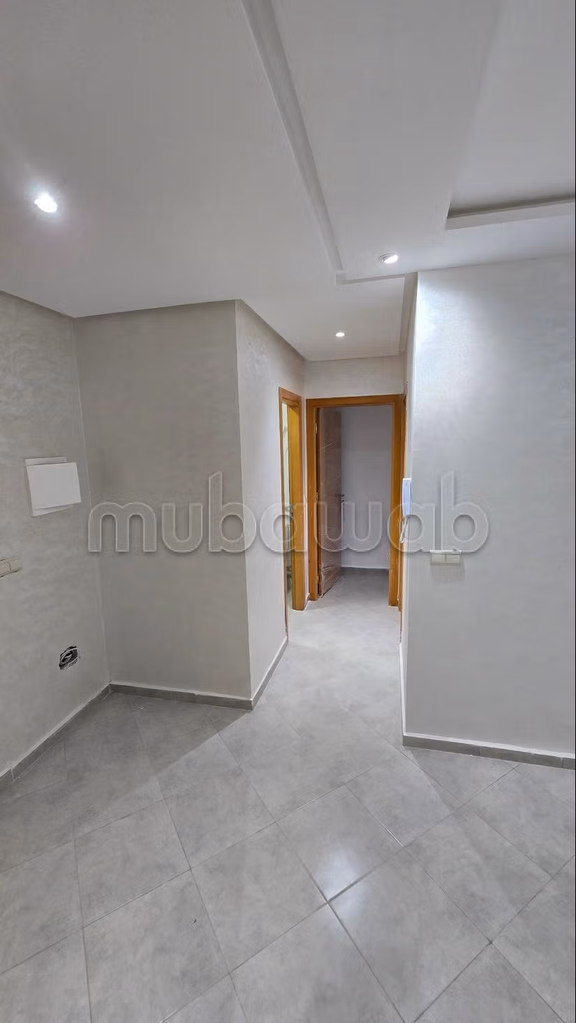 Apartment for sale. 2 comfortable rooms. Exceptional mountain view, Robust door