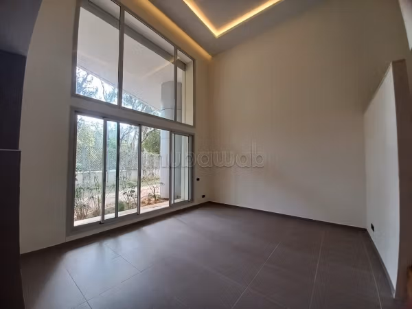 Splendido appartamento in affitto a Haut Agdal. 1 bella camera da letto. Sistema di sicurezza e antenna parabolica