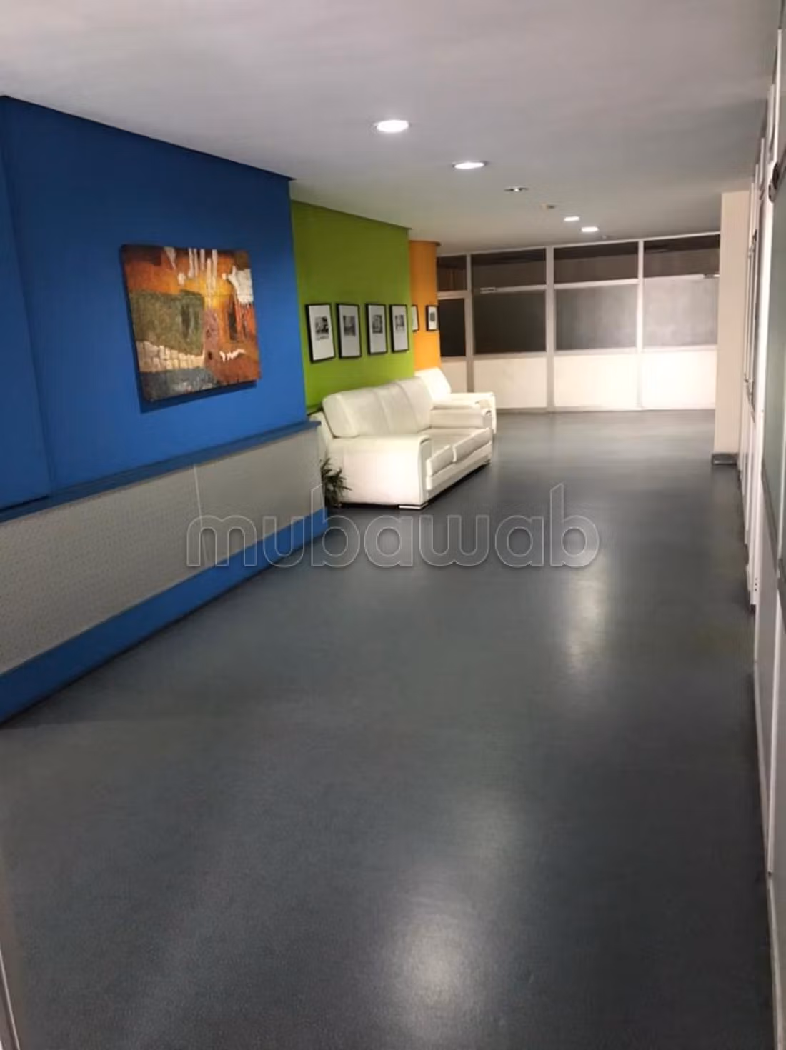 Oficinas en alquiler / centro de formación en Aïn Sebaâ.
Superficie total 887 m²