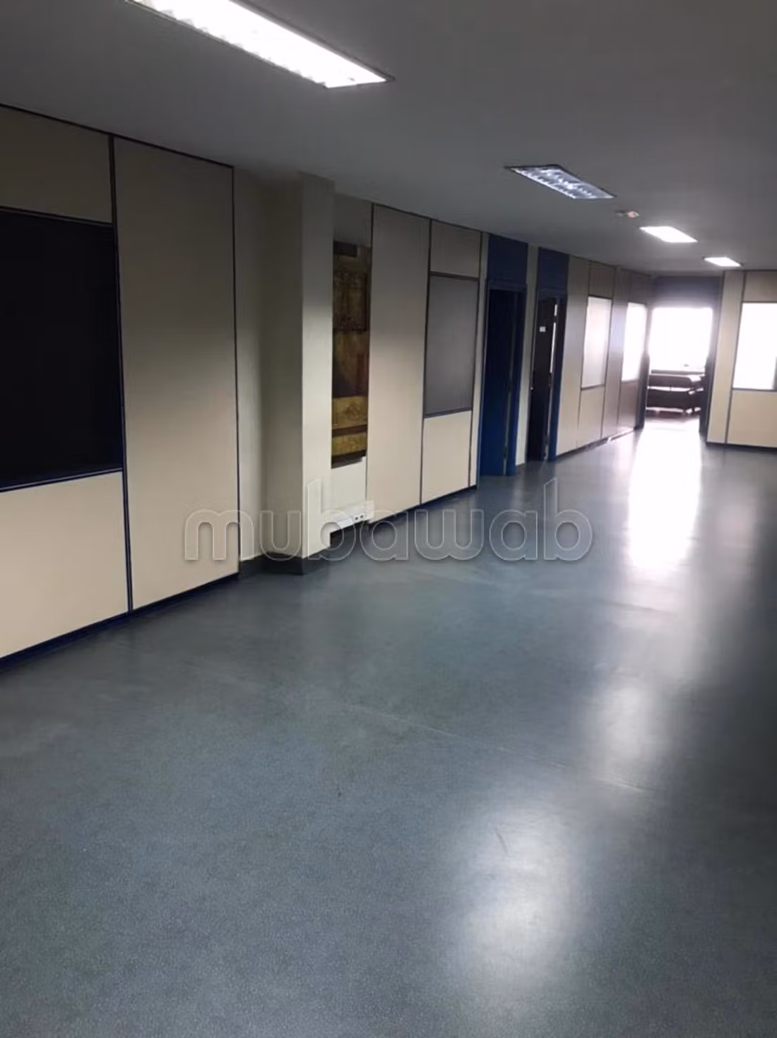 Oficinas en alquiler / centro de formación en Aïn Sebaâ.
Superficie total 887 m²