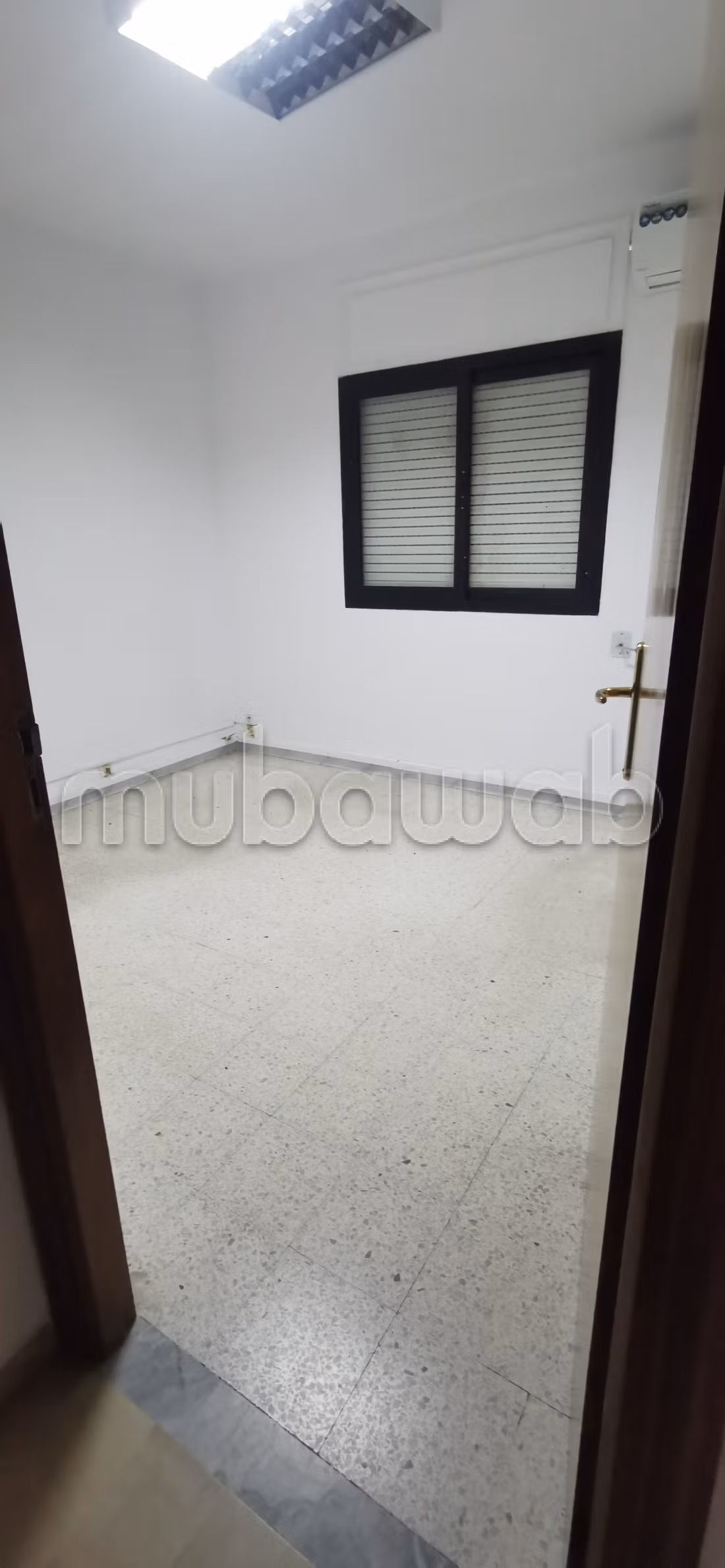Location bureau privé 12m2 Tunis, Montplaisir