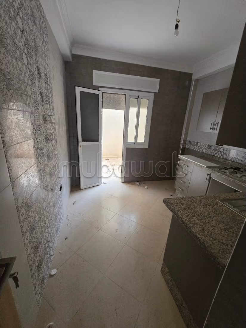 Splendido appartamento in vendita. 1 locale. Giardino e terrazzo
