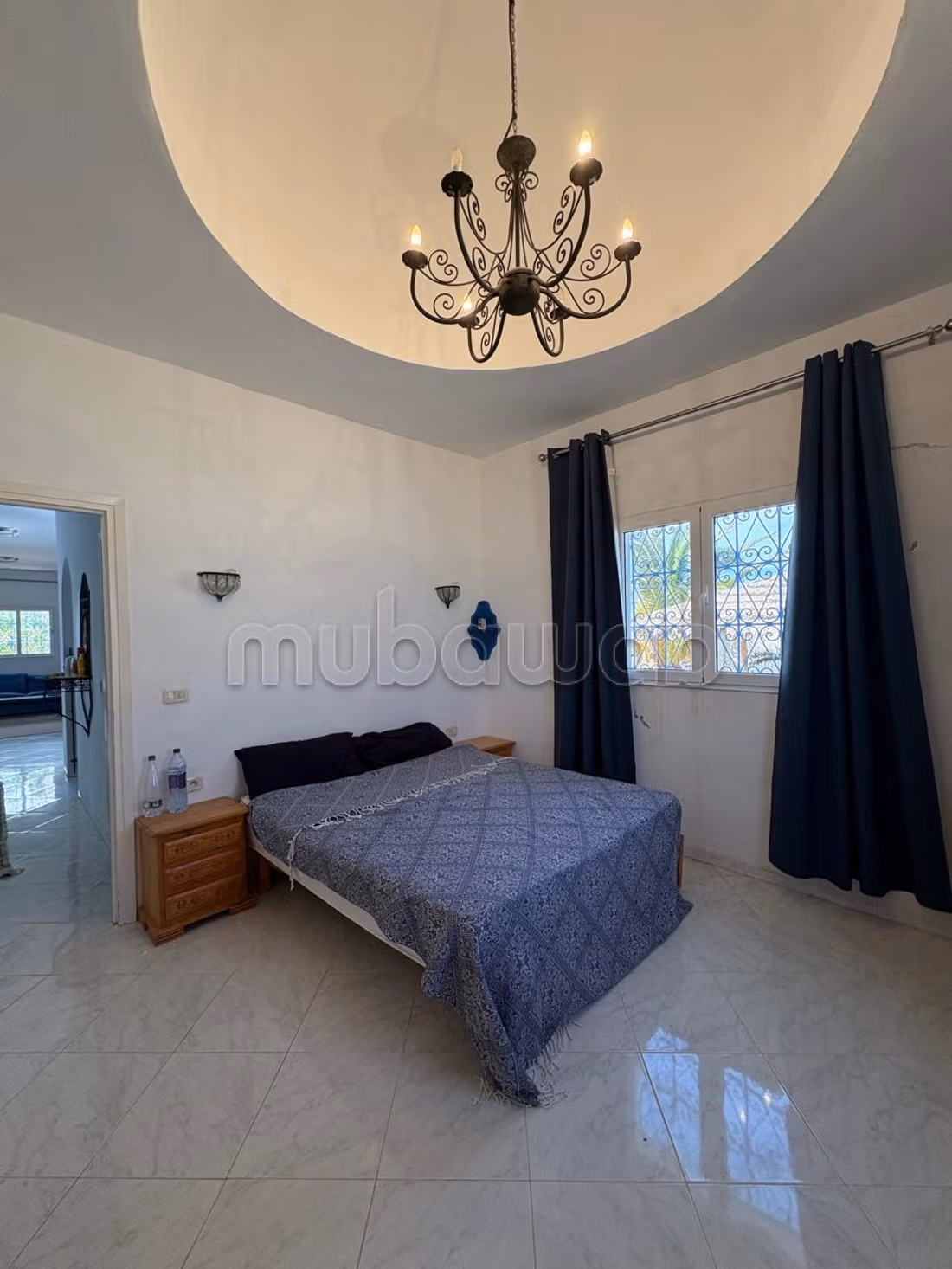 Single-storey villa with pool in Tezdaine