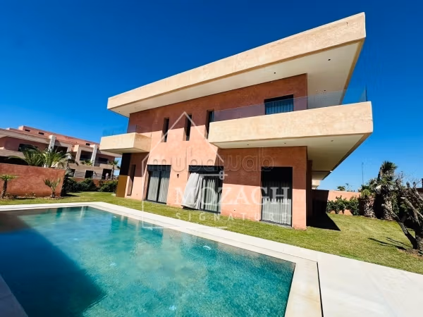 Magnifique villa de 500 M² sur la route d'Ourika