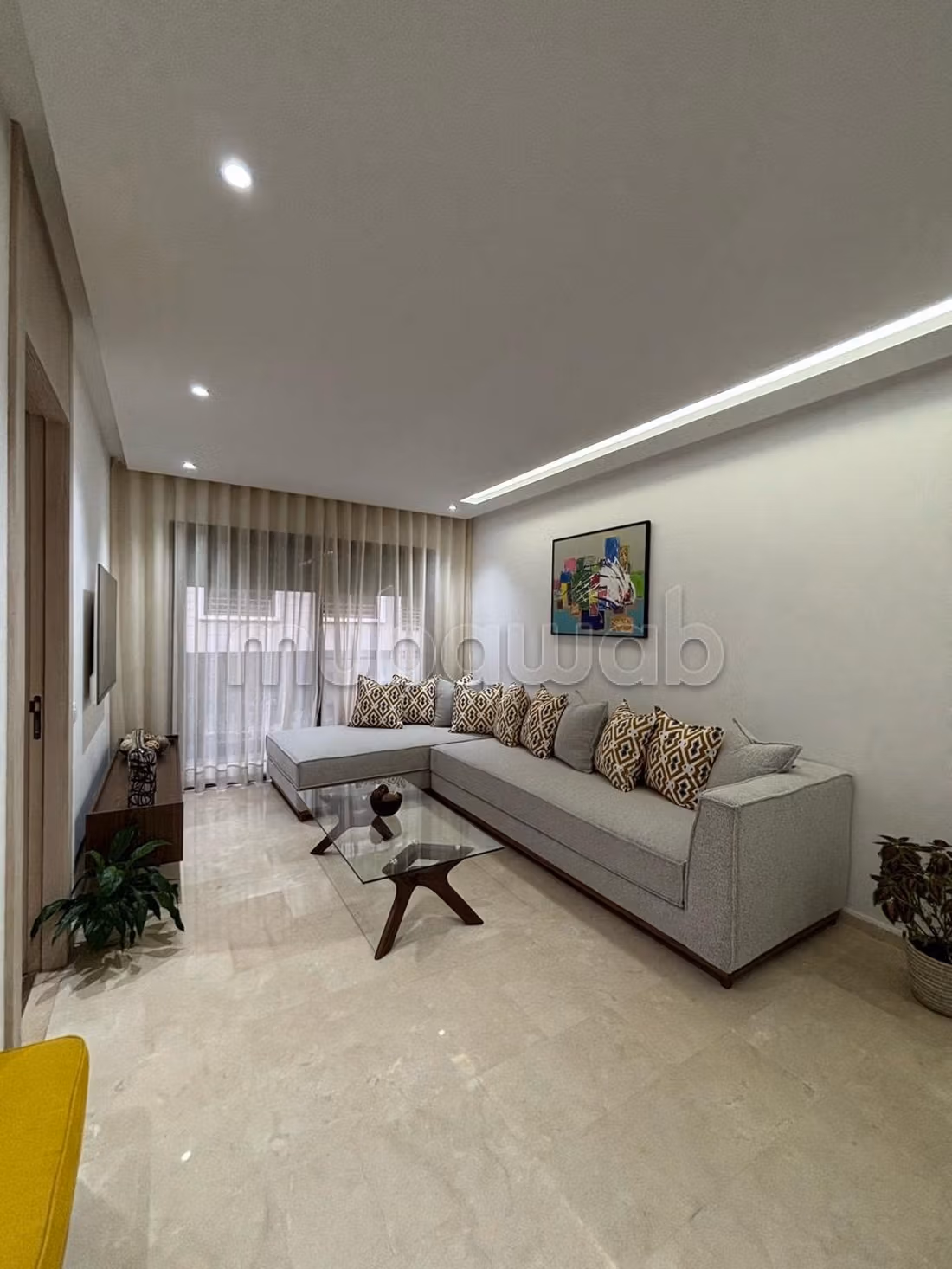 Appartement en vente à Bourgogne Ouest. Superficie 57 m². Porte blindée et résidence sécurisée — 2