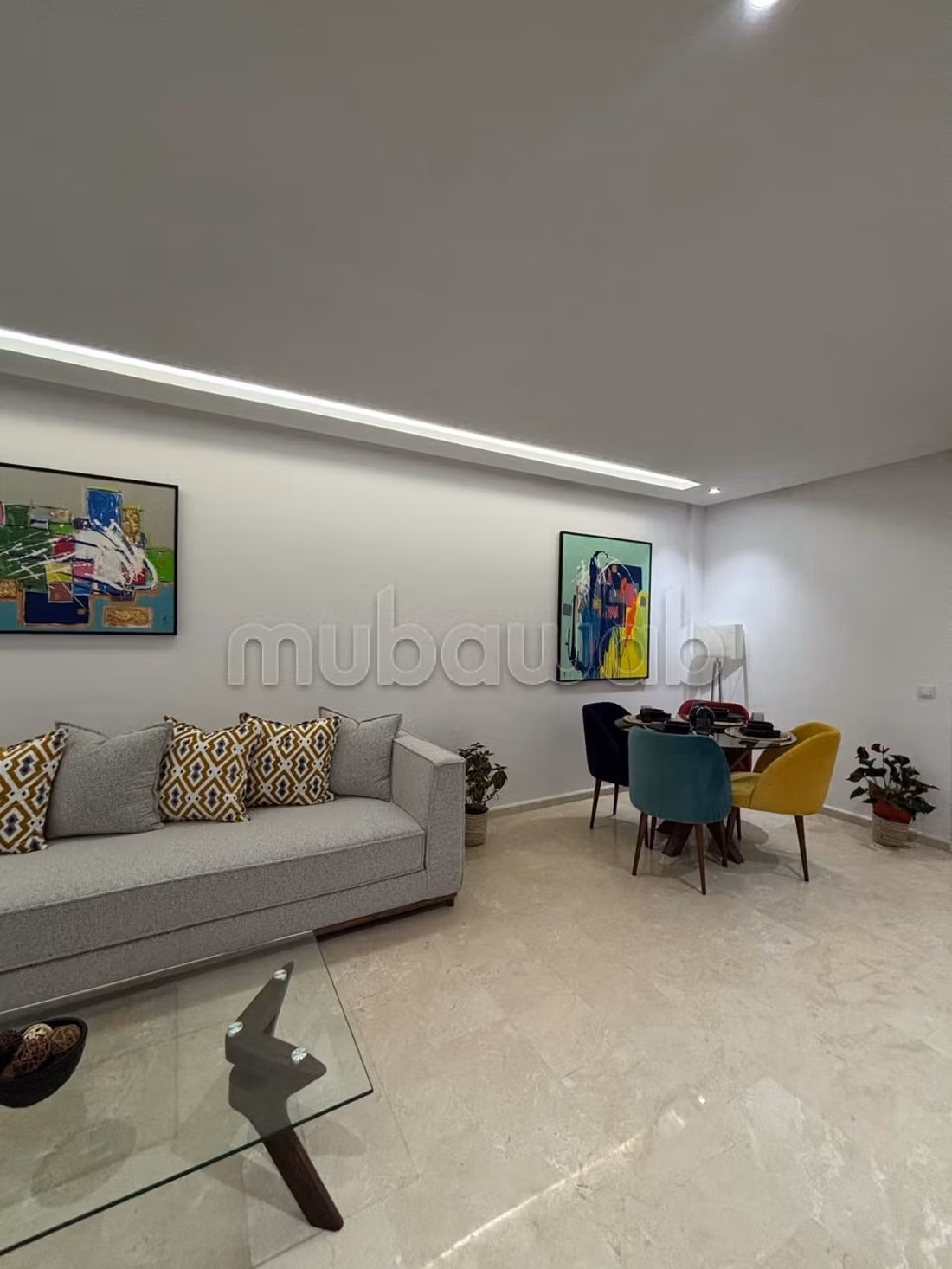 Appartement en vente à Bourgogne Ouest. Superficie 57 m². Porte blindée et résidence sécurisée — 3