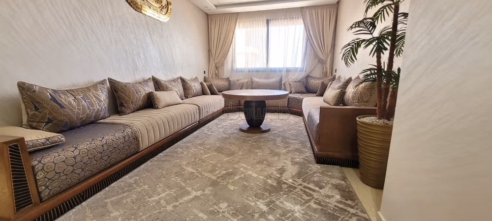 Apparemment a louer meublé à PERLA BOUSKOURA