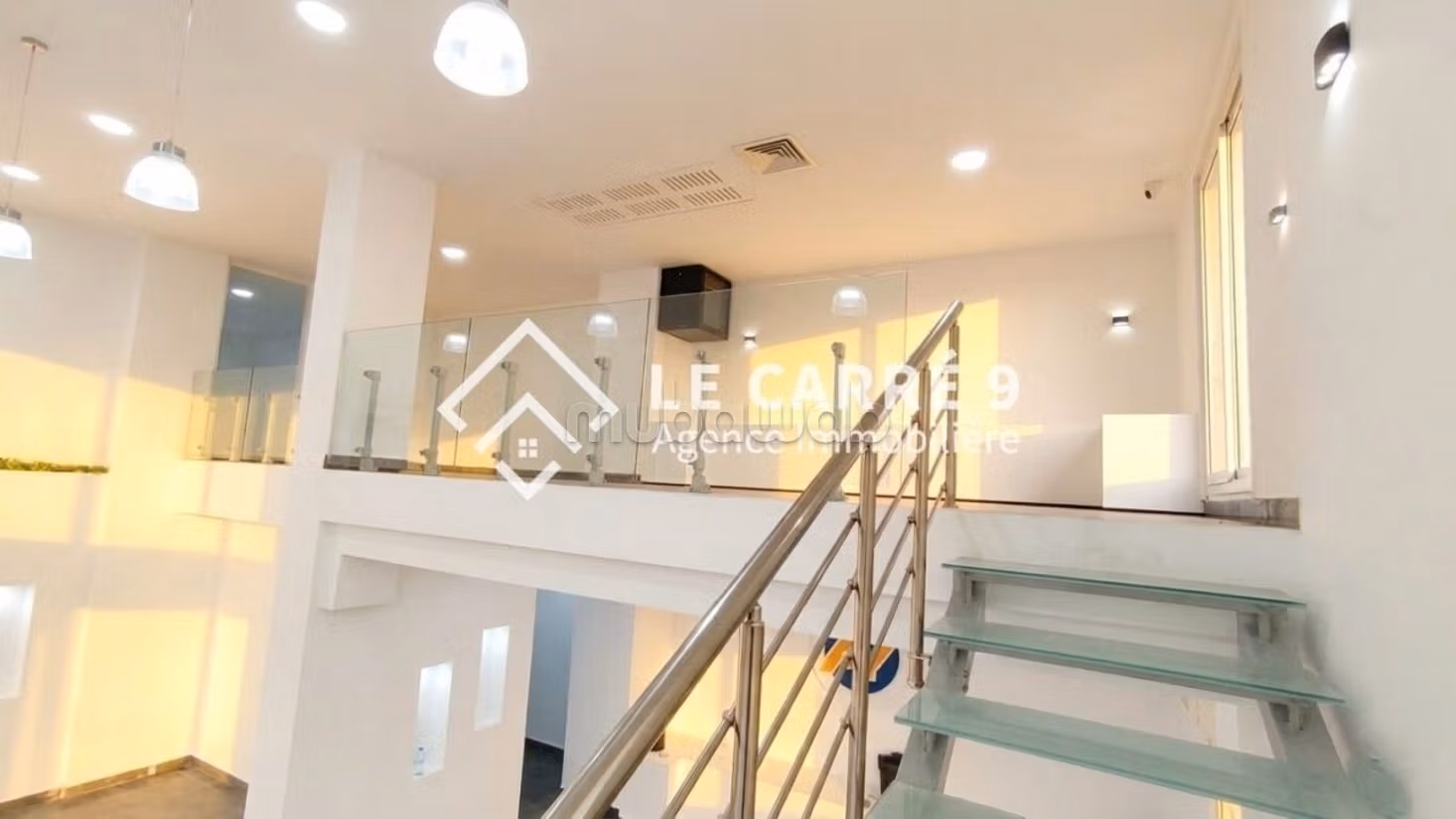 Un local commercial à louer au Lac 2 de 150m2