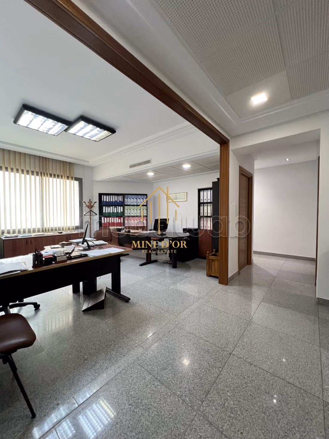 À Vendre Bureau 193 m² au Centre Urbain Nord
